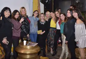 בלוגריות מצולמות עם סנדרה שדה